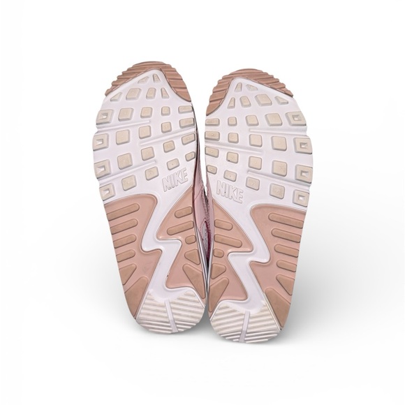 Nike Women’s Air Max 90 ‘Barely Rose’ - Picture 9 of 11